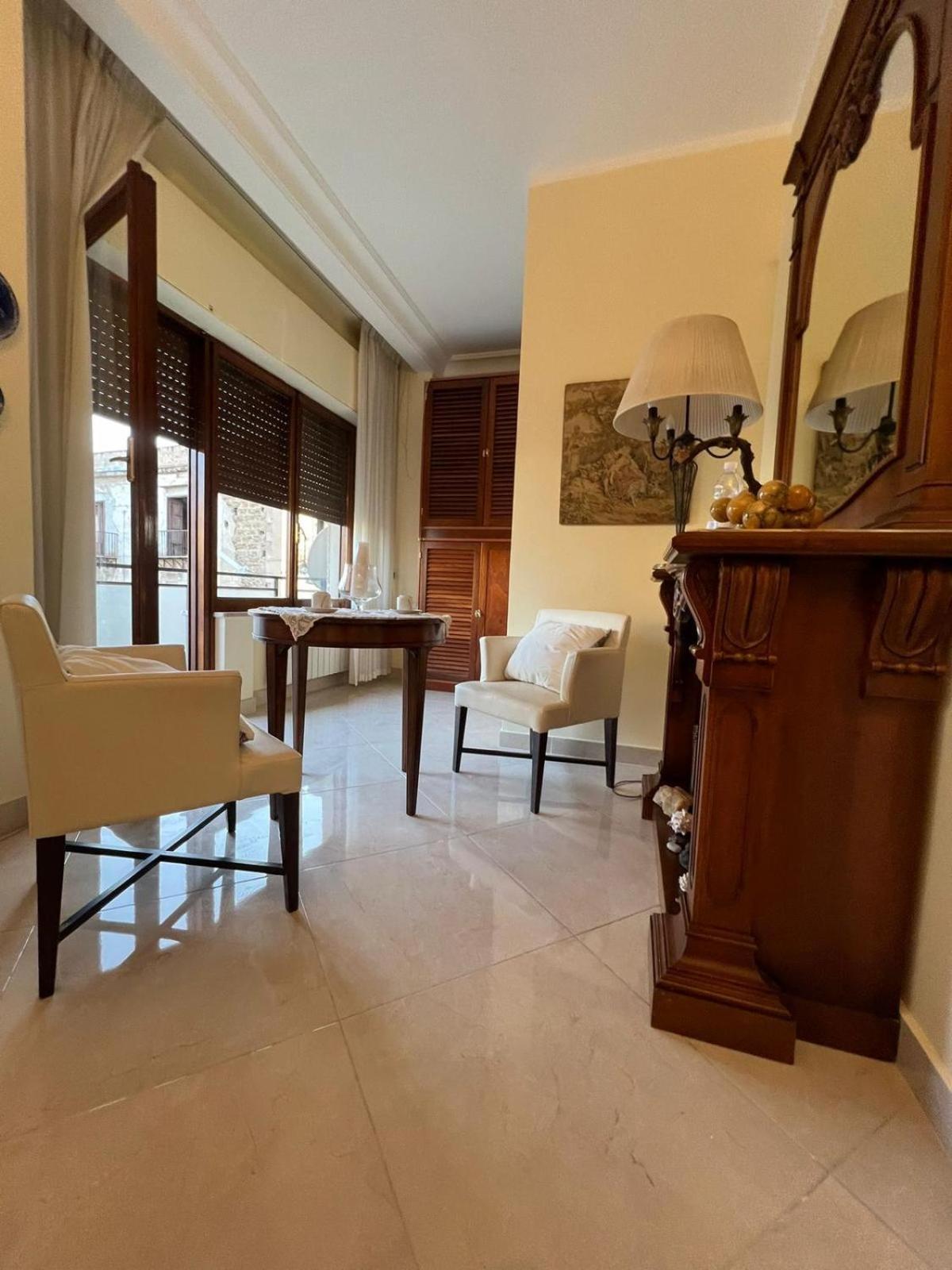 Cavoursuite Bed & Breakfast